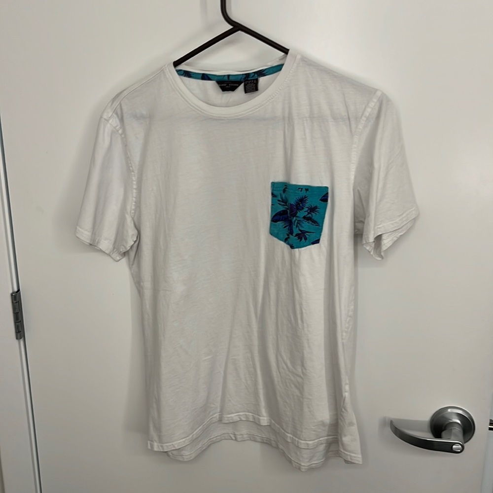 Black brown t shirt
